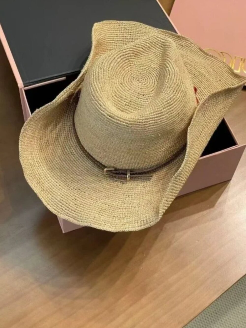 Miu Miu Beige Straw Hat with Red Accent - Picture 3 of 5